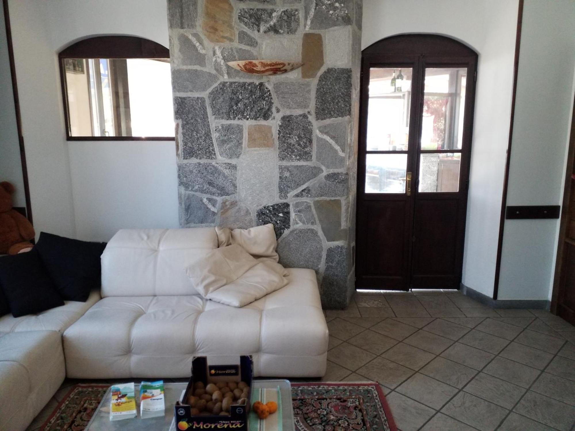 Casa Nunzia Panzió Domodossola Kültér fotó